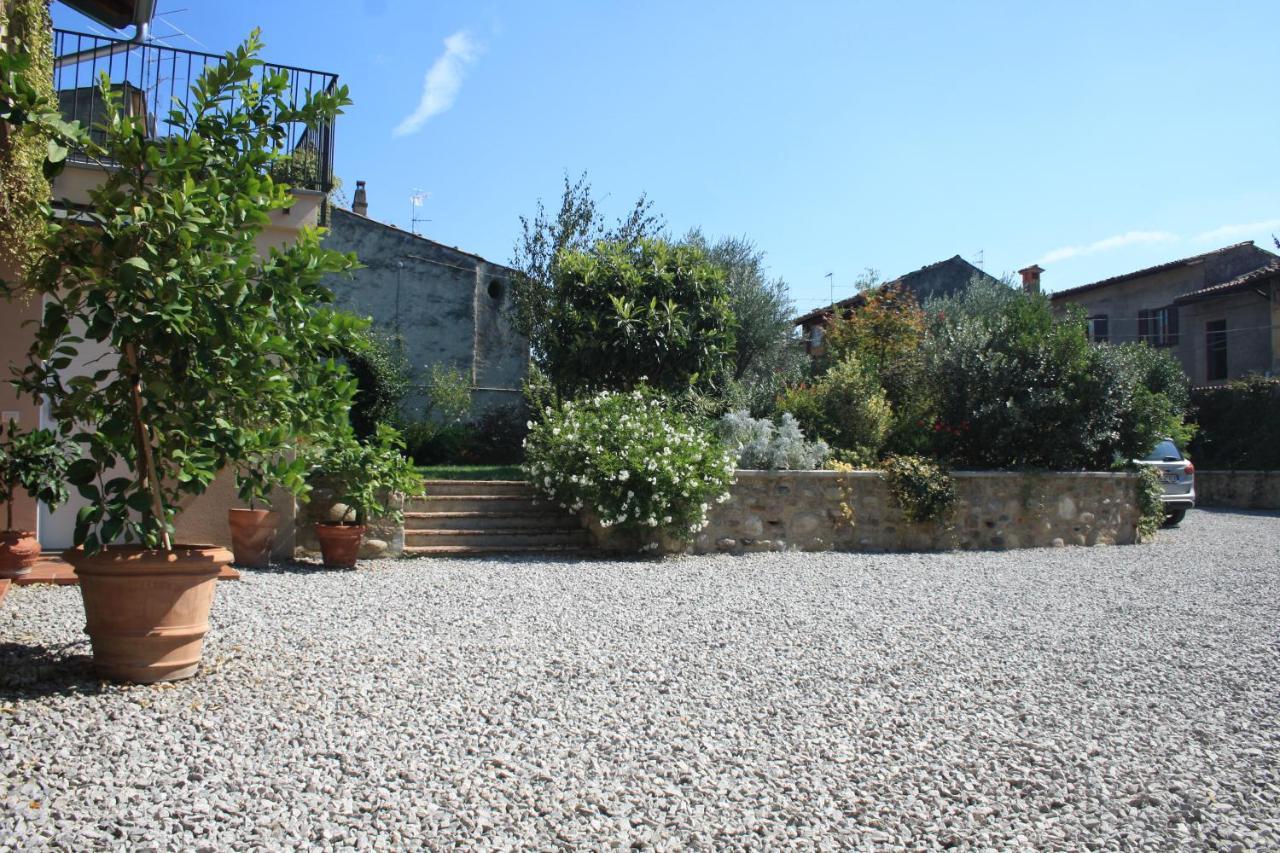パッシラーノ Cascina San Martino Bed & Breakfast エクステリア 写真